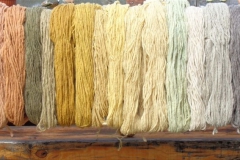 lana tinta colori in scala